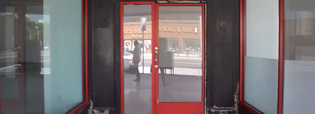 Sliding Motion Sensor Door Service in Downtown Burlington, ON